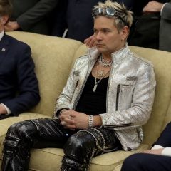 Marco Rubio as a pop star